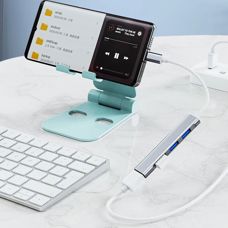 7-Port USB Hub 3.0 – Multi-Port Desk Splitter